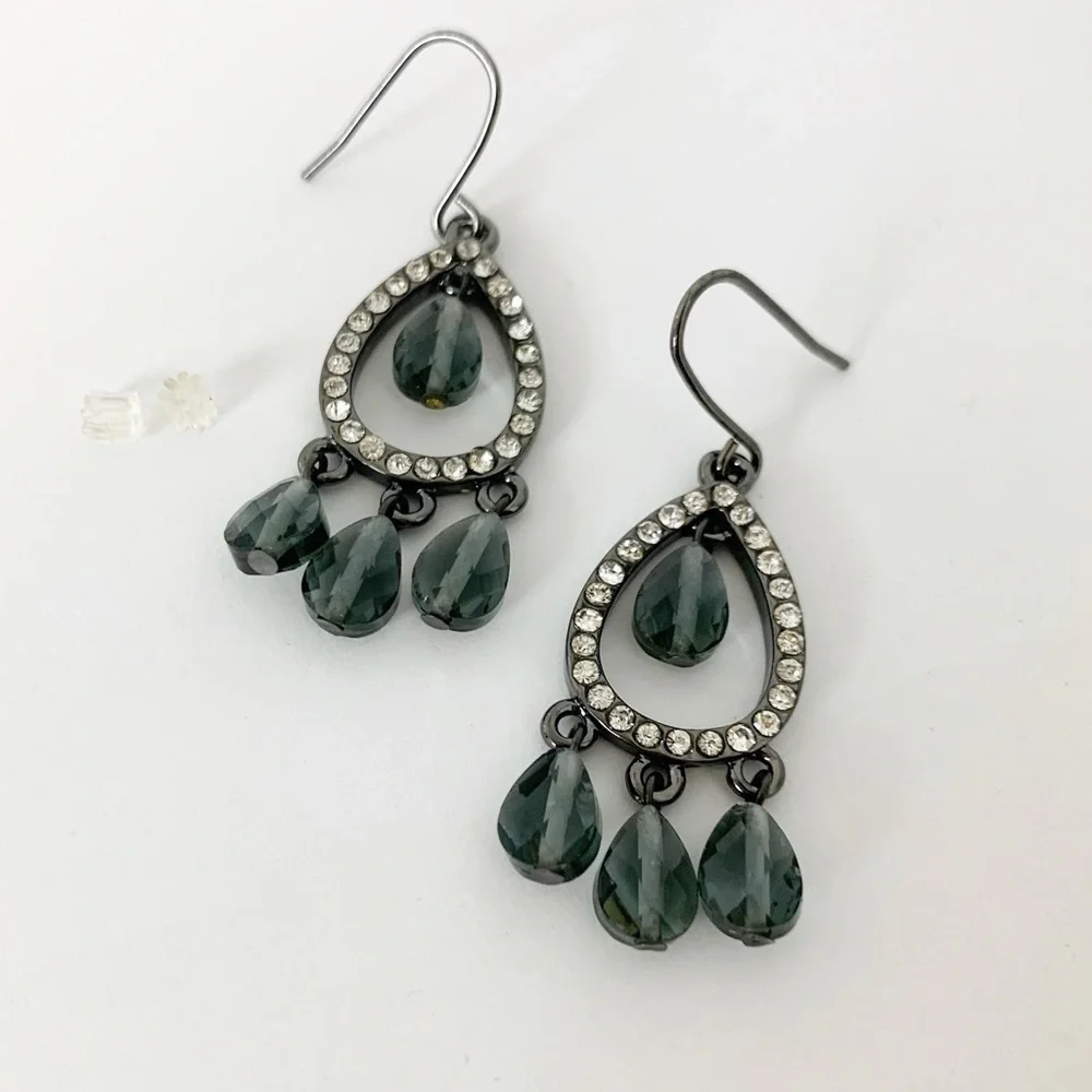 Chaps dangle earrings NWT